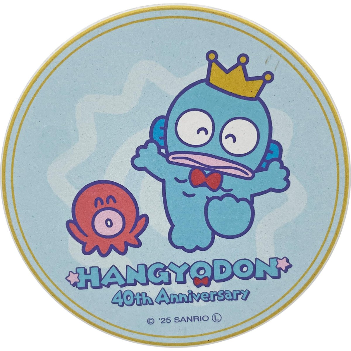 画像1: サンリオ （ＳＡＮＲＩＯ） 「 ハンギョドン ４０ｔｈ 」 吸水 コースター コルク底 グッズ 雑貨 食器 青 約９×１ｃｍ 日本製 ＳＡＮ４９０６?１ (1)