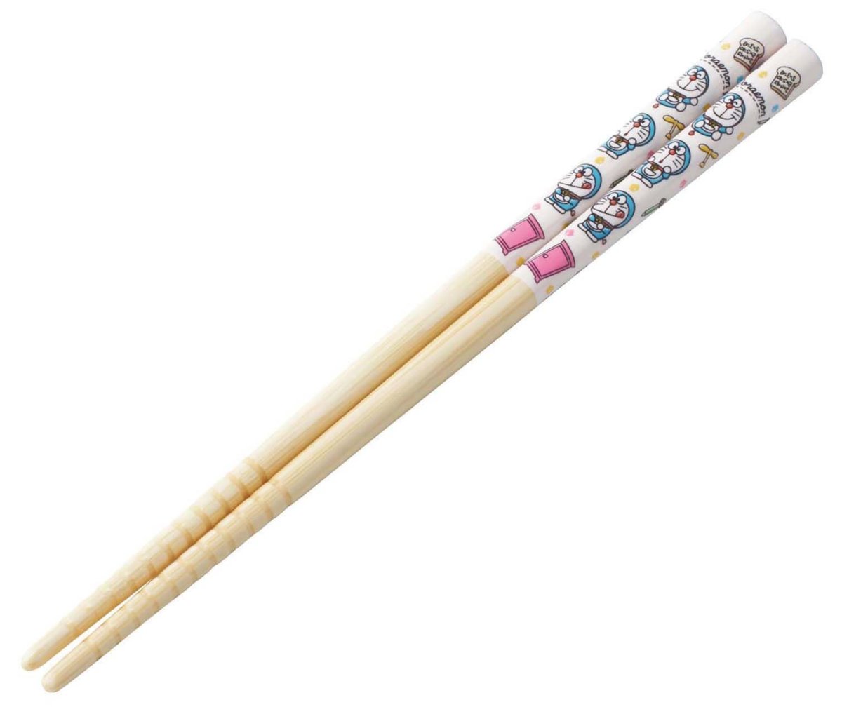 画像1: スケーター（Ｓｋａｔｅｒ） 箸 竹箸 １６．５ｃｍ サンリオ ドラえもん ラインデザイン うしろうしろ 日本製 ＡＮＴ２?Ａ (1)