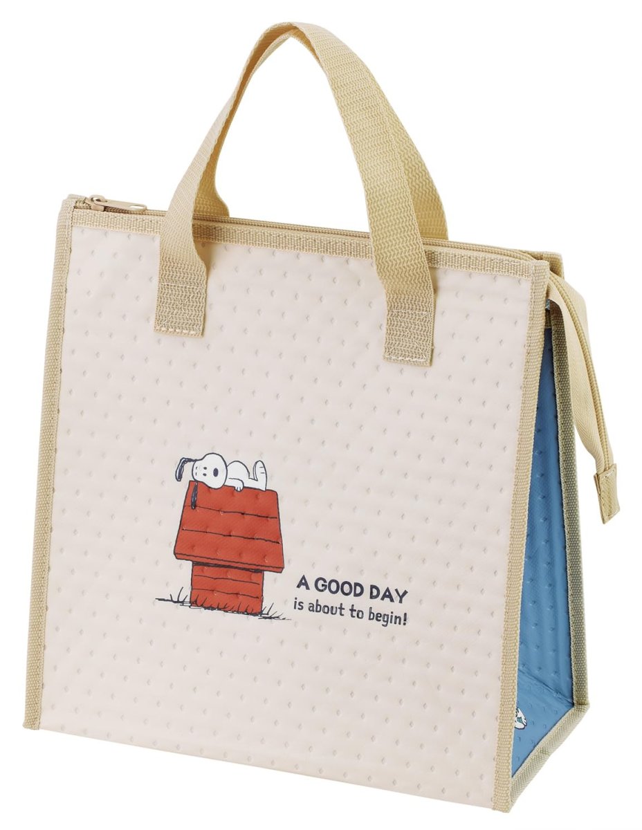 画像1: スケーター（Ｓｋａｔｅｒ） ランチバッグ 不織布 保冷 バッグ ２６．５×２７ｃｍ スヌーピー Ｇｏｏｄ ｄａｙ！ ＦＢＣ１?Ａ (1)