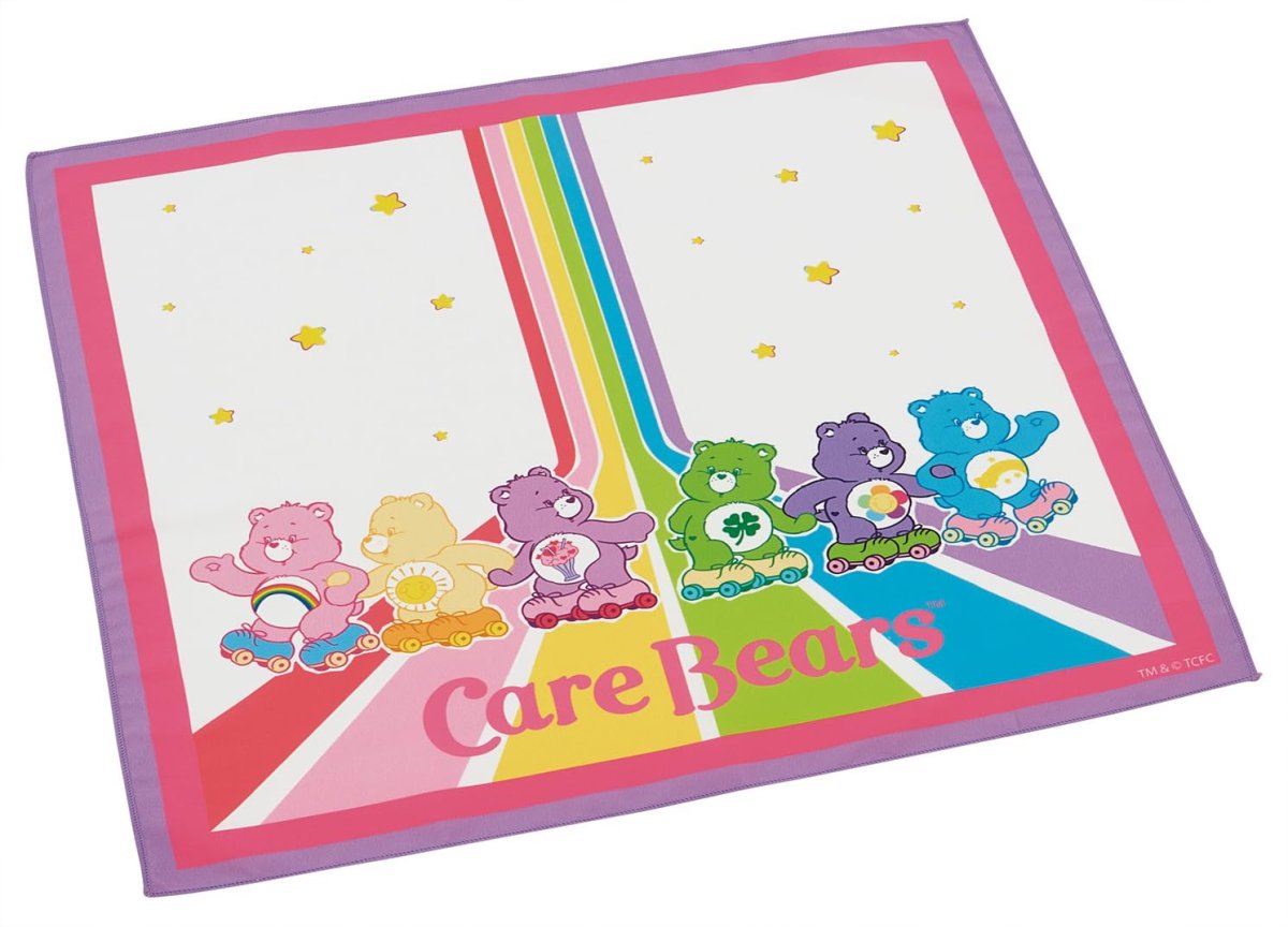 画像1: スケーター（Ｓｋａｔｅｒ） 子供用 お弁当 ランチクロス ４３×４３ｃｍ 日本製 Ｃａｒｅ Ｂｅａｒｓ ケアベア スケート ＫＢ４ＳＮ?Ａ (1)
