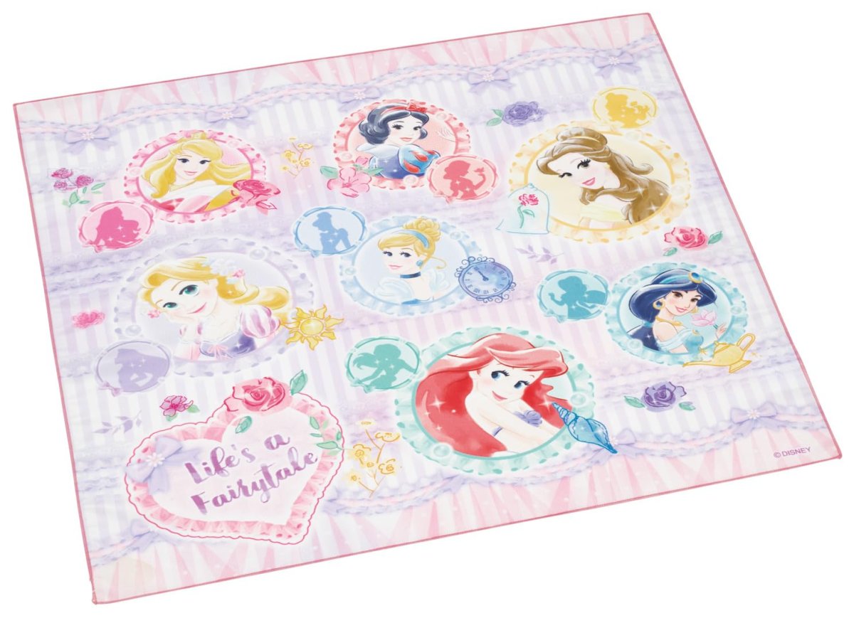 画像1: スケーター（Ｓｋａｔｅｒ） 子供用 お弁当 ランチクロス ４３×４３ｃｍ 日本製 ディズニー プリンセス ２６ 女の子 ＫＢ４ＳＮ?Ａ (1)
