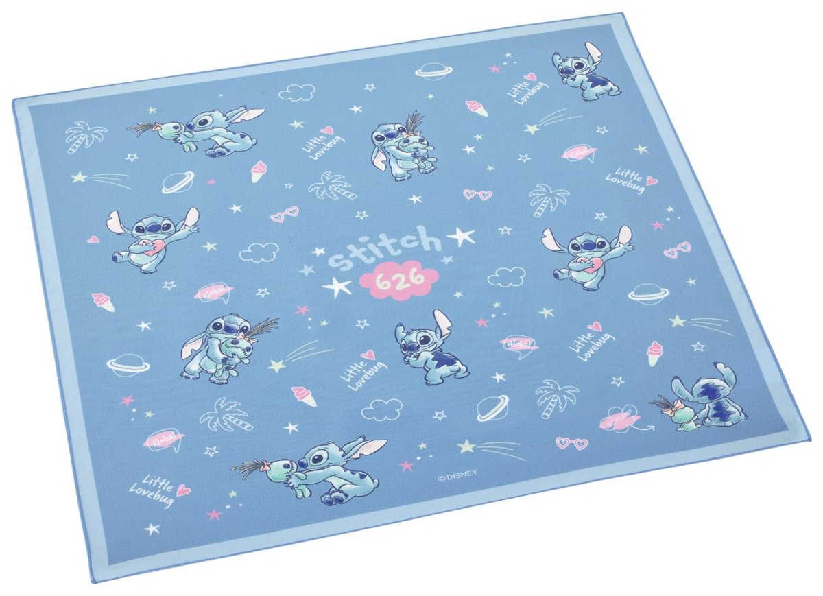 画像1: スケーター（Ｓｋａｔｅｒ） 子供用 お弁当 ランチクロス ４３×４３ｃｍ 日本製 ディズニー リロ＆スティッチ ハグ 男の子 女の子 ＫＢ４ＳＮ?Ａ (1)