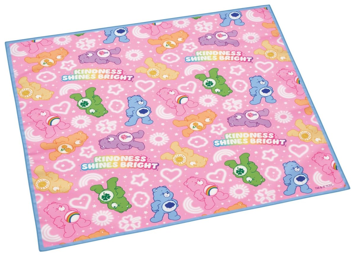 画像1: スケーター（Ｓｋａｔｅｒ） 子供用 お弁当 ランチクロス ４３×４３ｃｍ 日本製 ケアベア スパークル 女の子 ＫＢ４ＳＮ?Ａ (1)